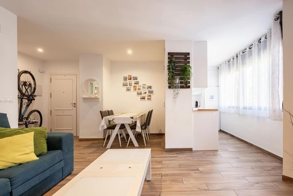 Bonito Piso Recien Reformado Con Zona De Parking Apartment Almuñécar