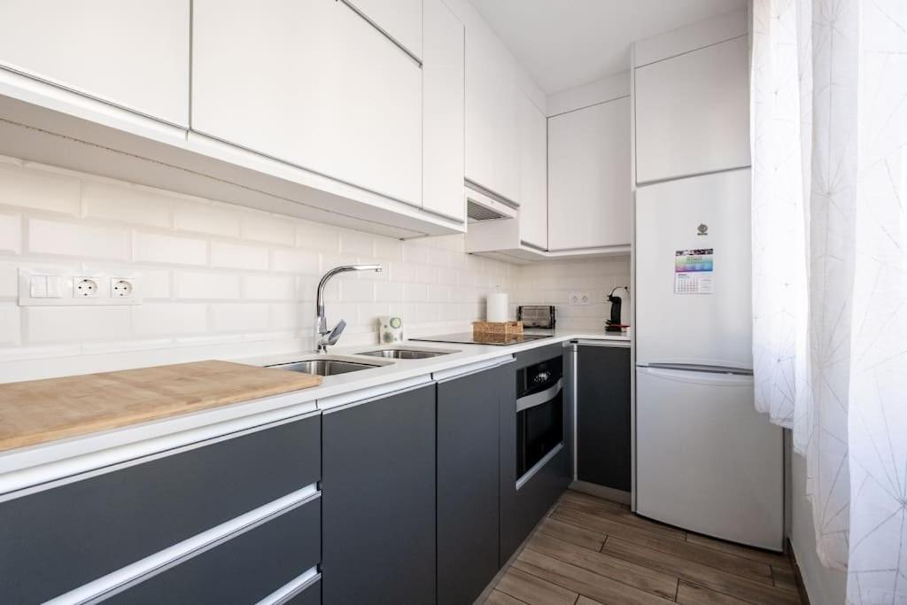 Bonito Piso Recien Reformado Con Zona De Parking Apartment Almuñécar